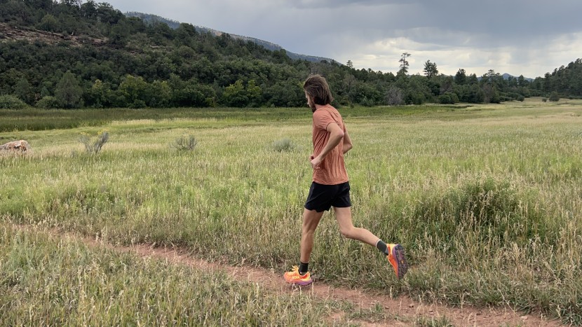 the speedgoat 6 has no trouble with steep slopes or rolling hills...