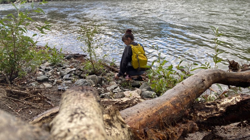 the rei flash makes a convenient companion for a quick day's outing...