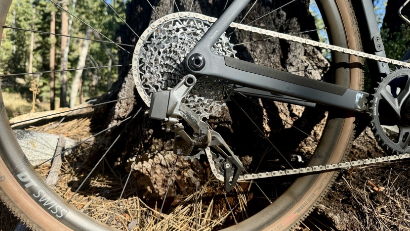 canyon grail cf sl 7 axs - the 12-speed axs drivetrain gave us flawless shifting and all the...
