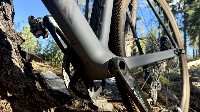 canyon grail cf sl 7 axs - an extra set of downtube bottle bosses gives the grail a bit more...