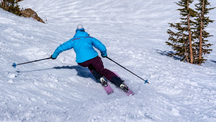 dps wailer 100 for women - the wailer 100 floats on top of crud the same as powder.