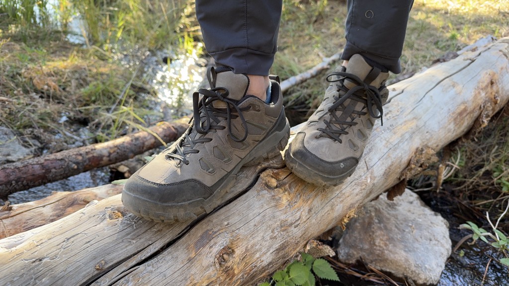 oboz sawtooth x low waterproof - the sawtooth x is an all-around decent hiking shoe that offers good...