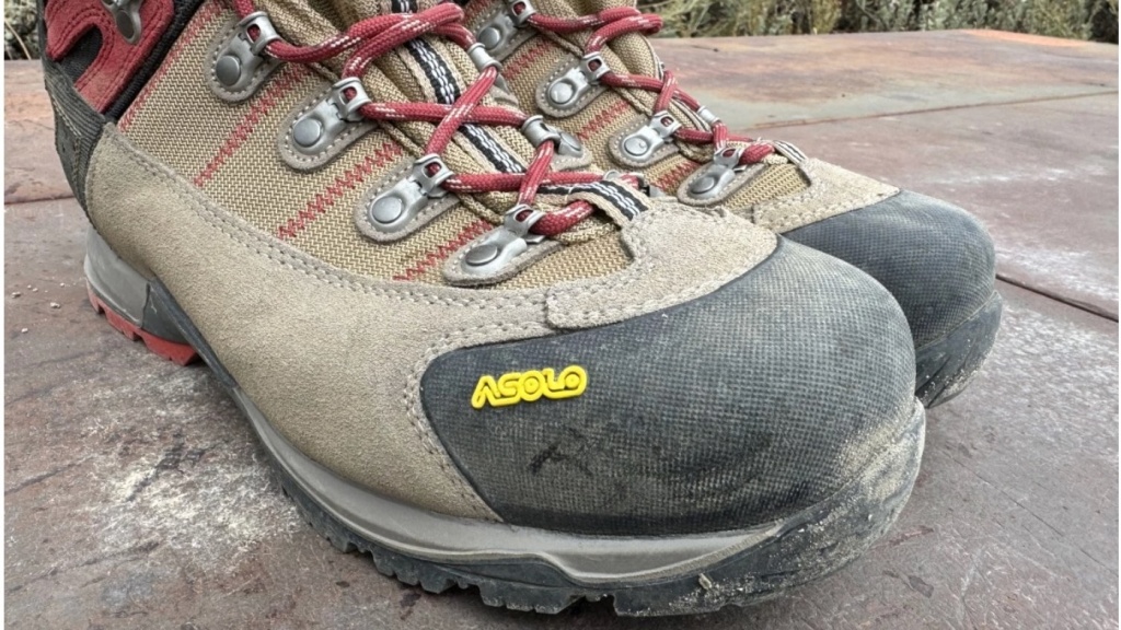 asolo fugitive gtx - the leather and cordura uppers are pretty stiff, and it is hard to...