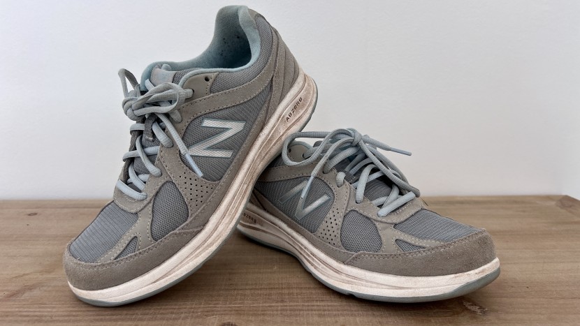 new balance 877 v1- women's - the new balance 877 v1 come in a range of widths, from narrow to...