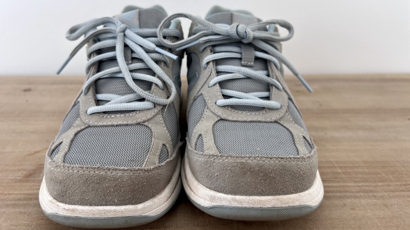 new balance 877 v1- women's - the wide toe box on the new balance 877 v1 allow for comfortable toe...