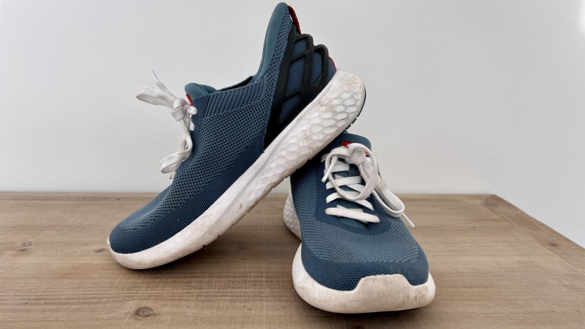 kizik athens for women - the white foam outersole on the athens does shoe dirt easily, but...