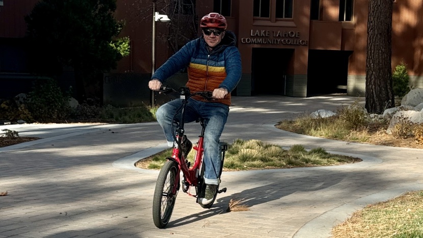 blix vika x - a delightful little folding bike that checks all of the boxes.