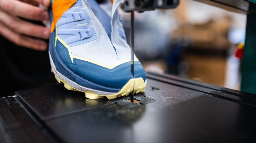 salomon thundercross for women - runners who want stability with a protective and comfortable ride...