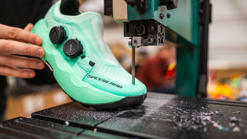 speedland gs:pdx for women - this hearty shoe packs a tactile punch, making its heavier weight...