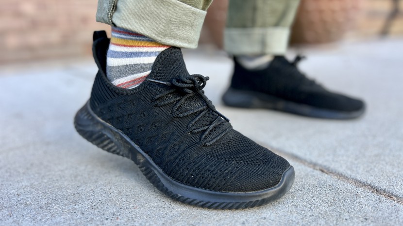 walking shoes womens - the feethit doesn't have much padding underfoot, leaving us fatigued...