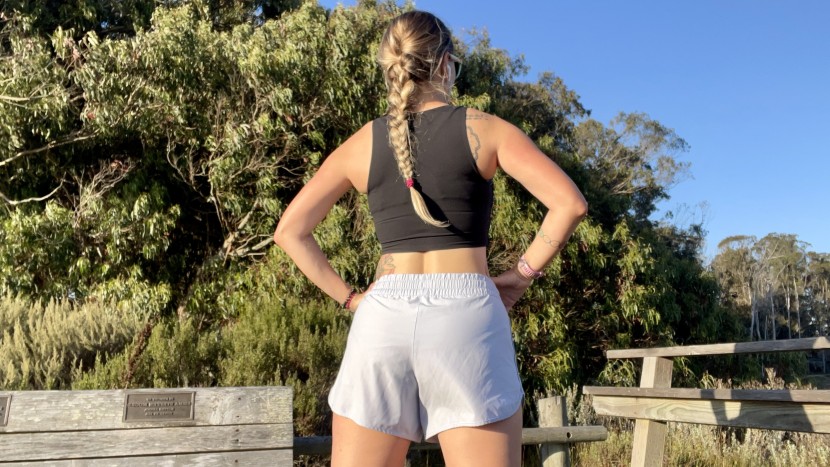 the fit of the vuori clementine 2.0 4" it awesome, thanks to its...