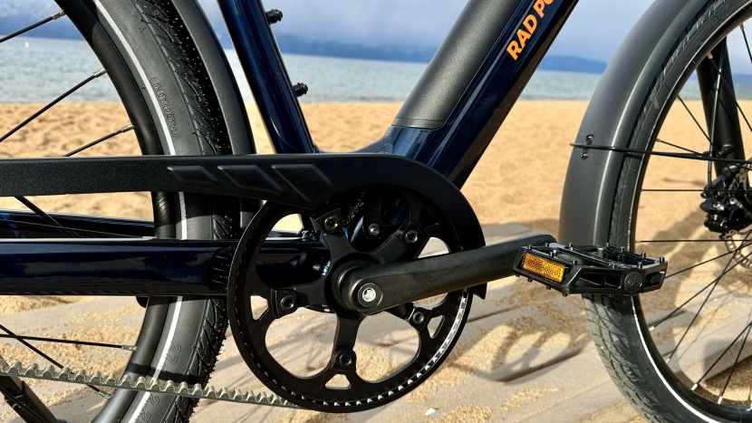 rad power radkick belt drive - a 64t belt-ring and 170mm cranks allow you to add some oomph.