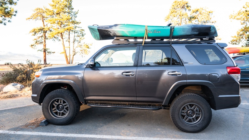 old town vapor 10 - thanks to the relatively flat hull, you can load this kayak right...