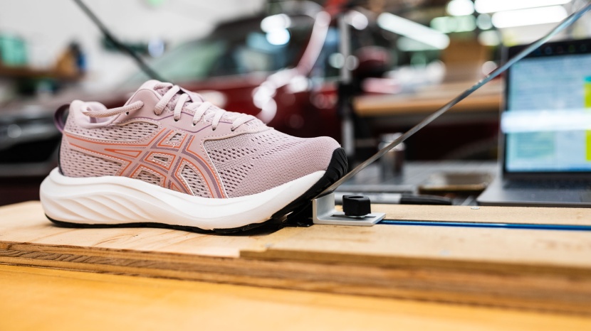 asics gel-contend 9 for women - the contend 9 is a pretty stable shoe, all things considered. it...