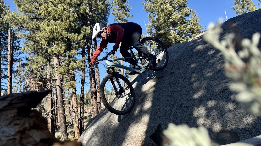 maxxis minion dhr ii - the dhr provides the confidence-inspiring traction you want in a...