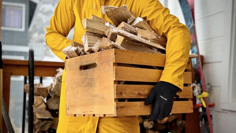 helly hansen moss for women - if you're looking for an affordable rain jacket that offers...