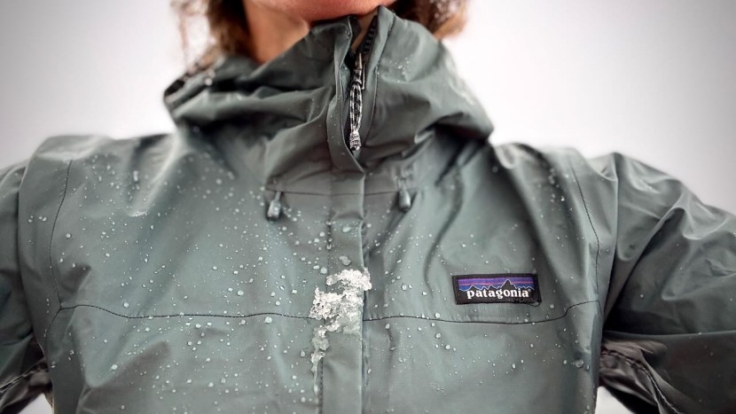 rain jacket womens - the patagonia torrentshell 3l provided an excellent barrier to the...