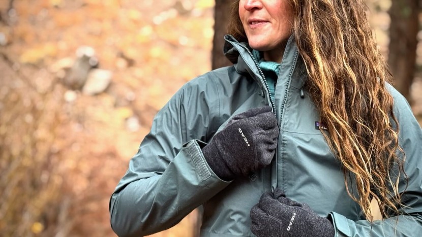 patagonia torrentshell 3l for women - our testers appreciate the excellent waterproof performance of this...