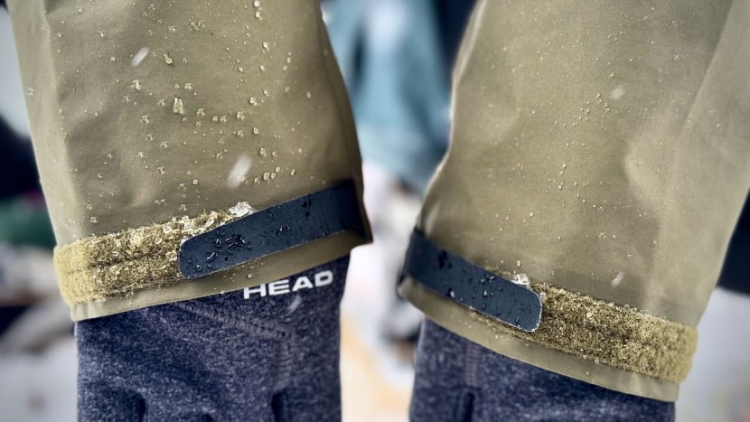 the adjustable wrist cuffs fit beyond the wrist for additional...