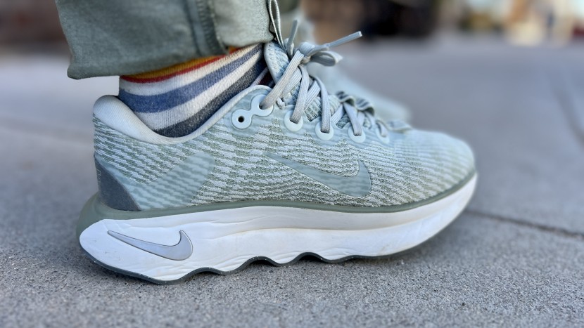 walking shoes womens - keep an eye out for signs of compression, especially when not in use.