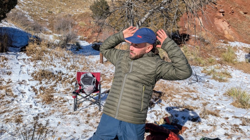 decathlon simond mt100 hooded puffer - size correctly, this jacket didn't restrict any movements, nor did...