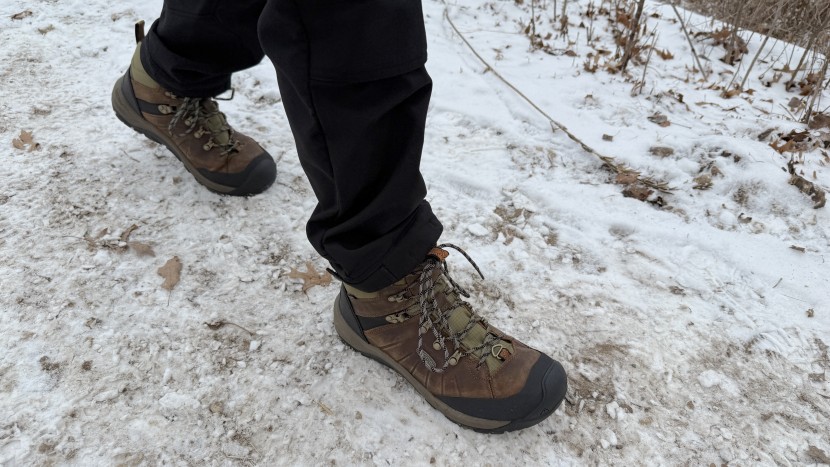 the keen revel iv polar is comfortable for hiking but doesn't have...