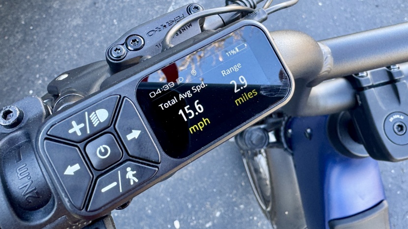 viewing the remaining battery percentage is almost impossible while...