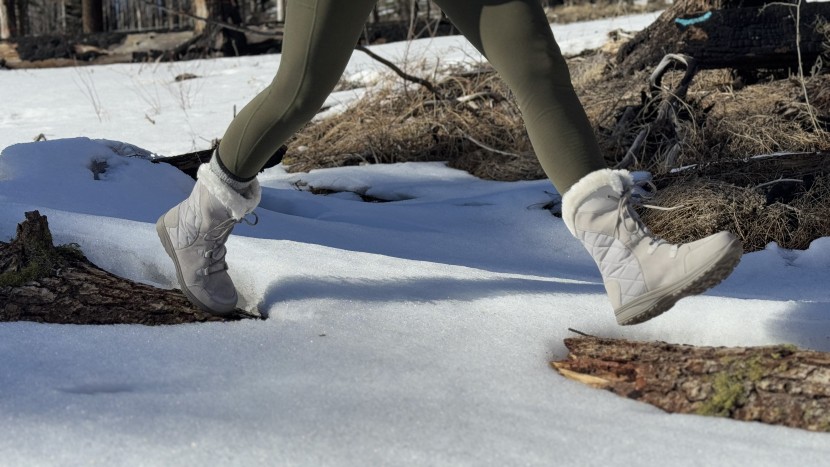 columbia ice maiden ii - easy to put on and with a slipper like feel, the boots did give us...