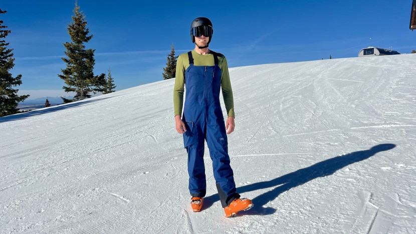 ski pants - bibs can reach up to chest height, providing your torso with an...