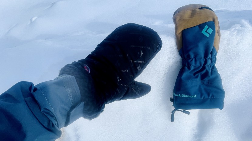 ski gloves womens - the mercury mitt's removable water resistant liner is a cozy mitten...