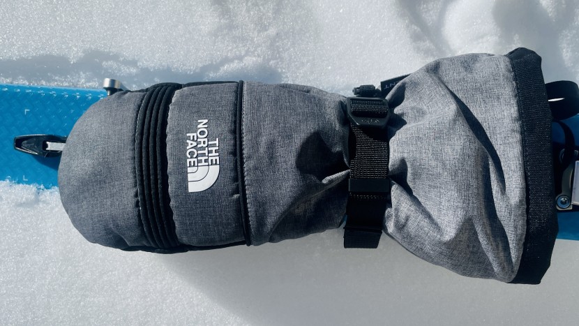 ski gloves womens - assessing the dry time of mittens.