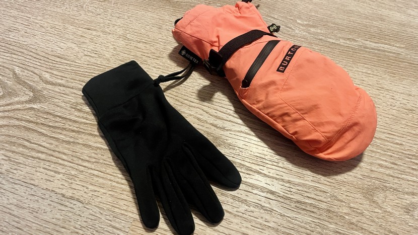 burton gore-tex mitten for women - the burton mitt and fleece liner glove.