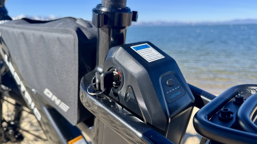 lectric one - the locking battery holds 672wh of juice, and the button on the rear...