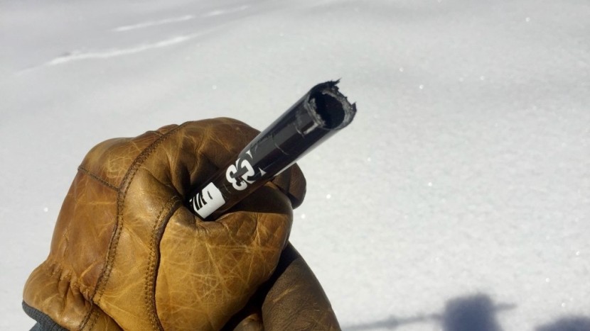 the g3 via carbon's lower shaft snapped right above the powder basket.