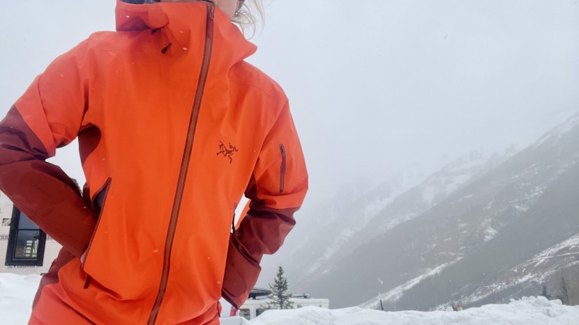 ski jacket - the type of ski jacket you choose should depend on the conditions...