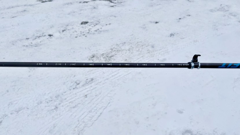 backcountry ski poles - the dynafit speed vario 2.0 has 40 centimeters of length adjustment...