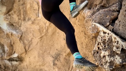 how to choose women's approach shoes