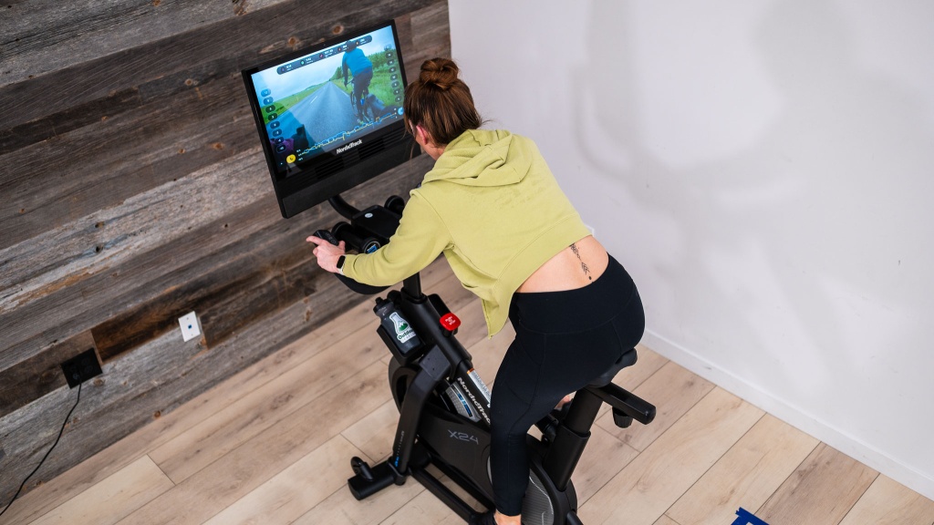 exercise bike - excellent exercise quality combines with a high level of integration...