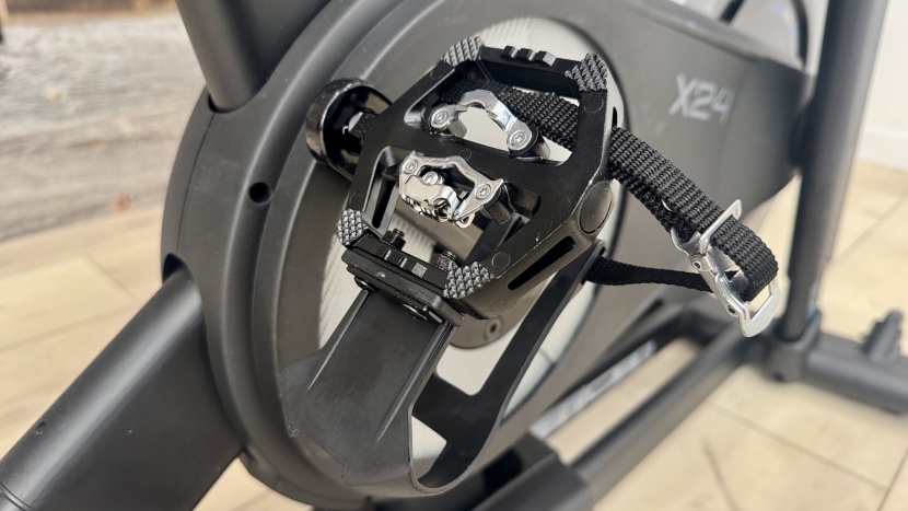 nordictrack x24 exercise bike - dual fit pedals and a narrow (150mm) q-factor.