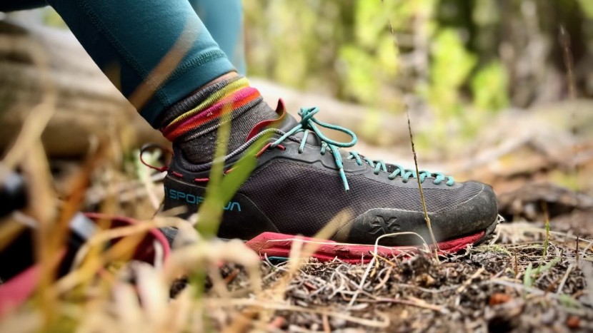 approach shoes womens - hiking comfort is an important consideration for your next pair of...