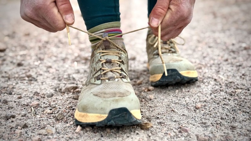 altra lone peak all-wthr low 2 for women - this lightweight trail running/hiking shoe weighs a mere 20.8 ounces...