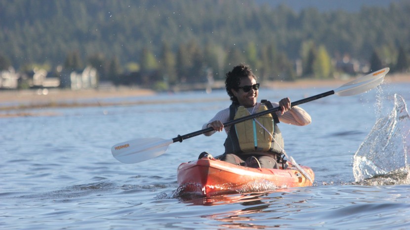 wilderness systems tarpon 105 - despite it's width and shorter length, the flared bow helps this...