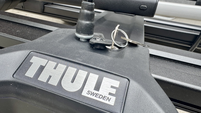 thule verse - a 12mm steel braided cable is a welcome security addition, and we...