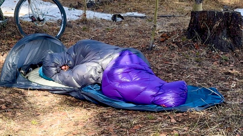 ultralight sleeping bag - our tester's broad shoulders were no match for the interior volume...