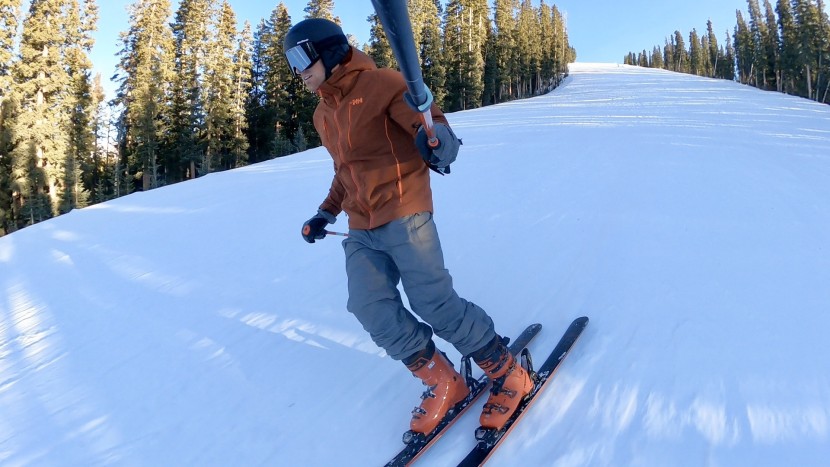 tecnica cochise 130 - having fun and staying warm in the cochise 130 while ripping...