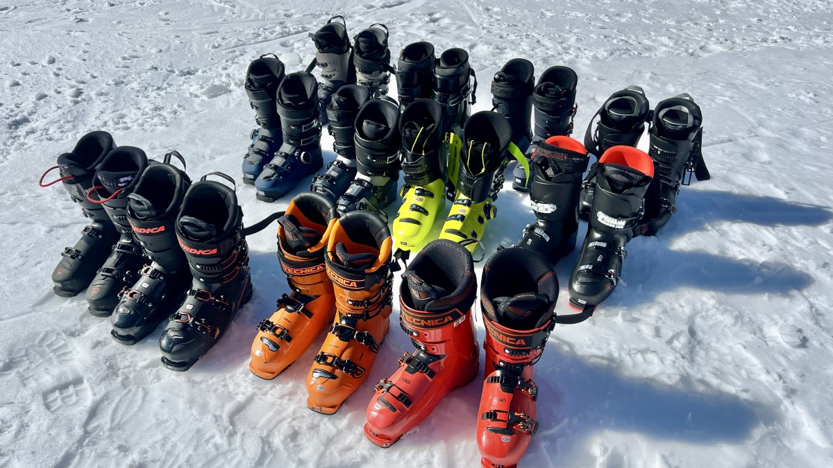 Best Ski Boots Review (The 2025 selection of men's ski boots.)