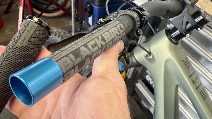 ibis ripmo v3 gx axs - trim the inserts instead of the bars, the mor-on the end inserts...