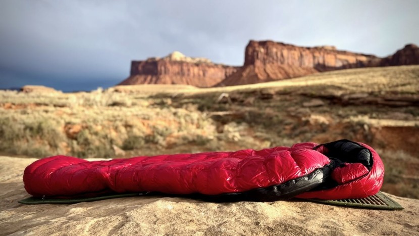 western mountaineering alpinlite - the alpinlite easily topped our list of competitors as our favorite...