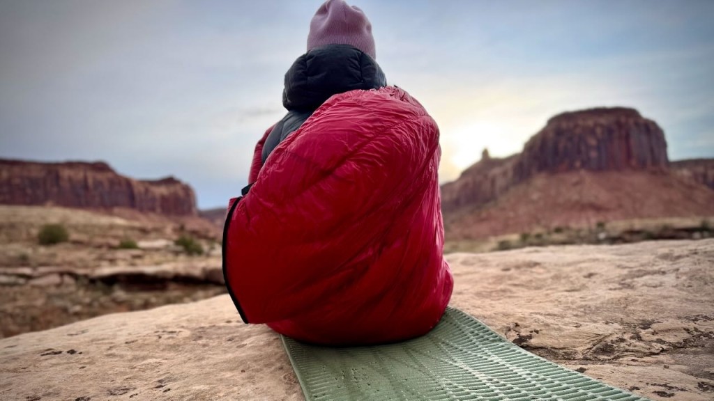 sleeping bag womens - whether you're going on a river trip or planning a backcountry bivy...