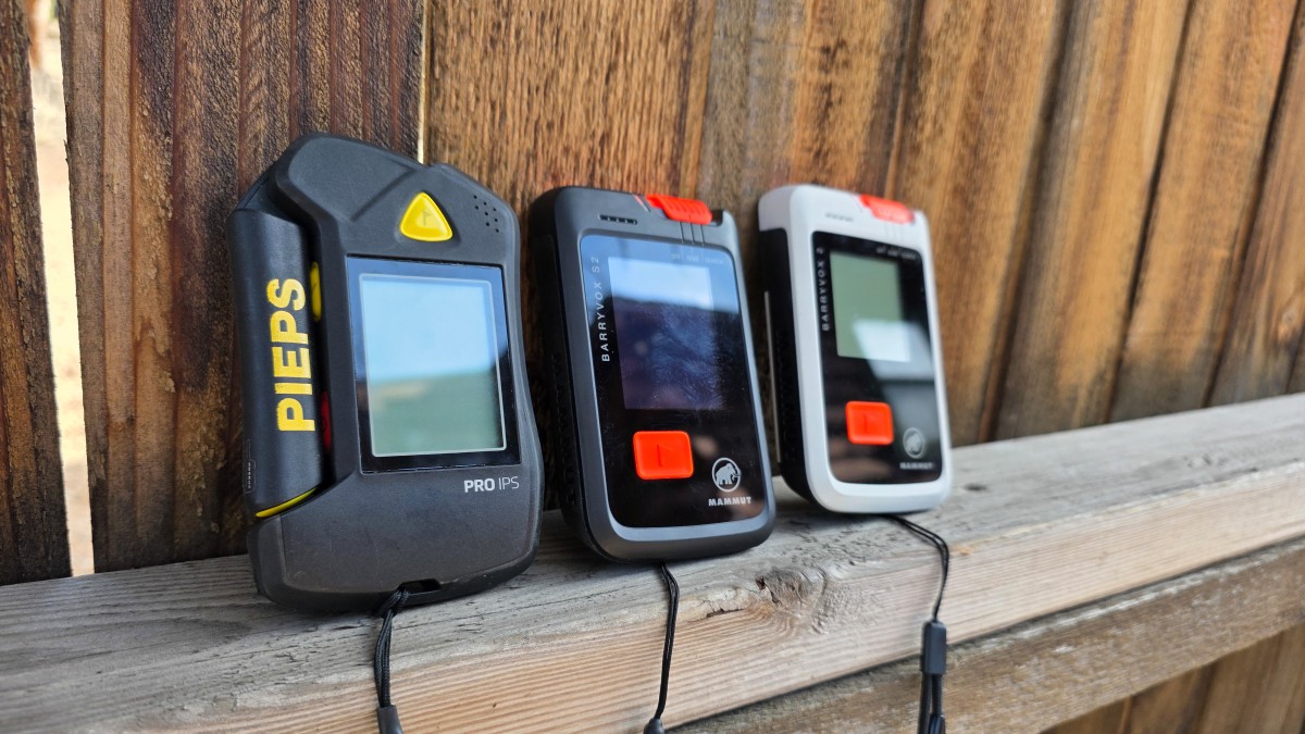 Best Avalanche Beacon Review (The best beacons on the market, from left to right: Pieps Pro IPS, Mammut Barryvox S2, Mammut Barryvox 2.)